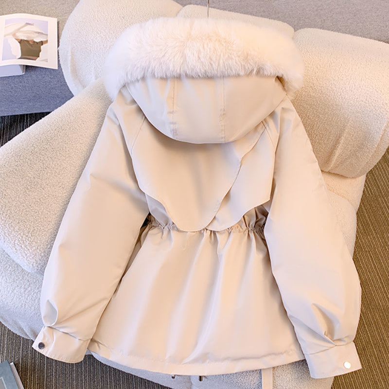 Armi | Elegant winter coat with fur